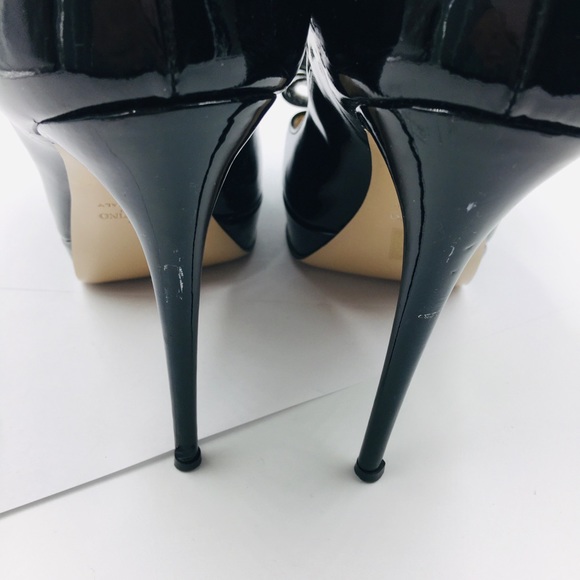 Authentic Valentino Heels - Picture 10 of 12